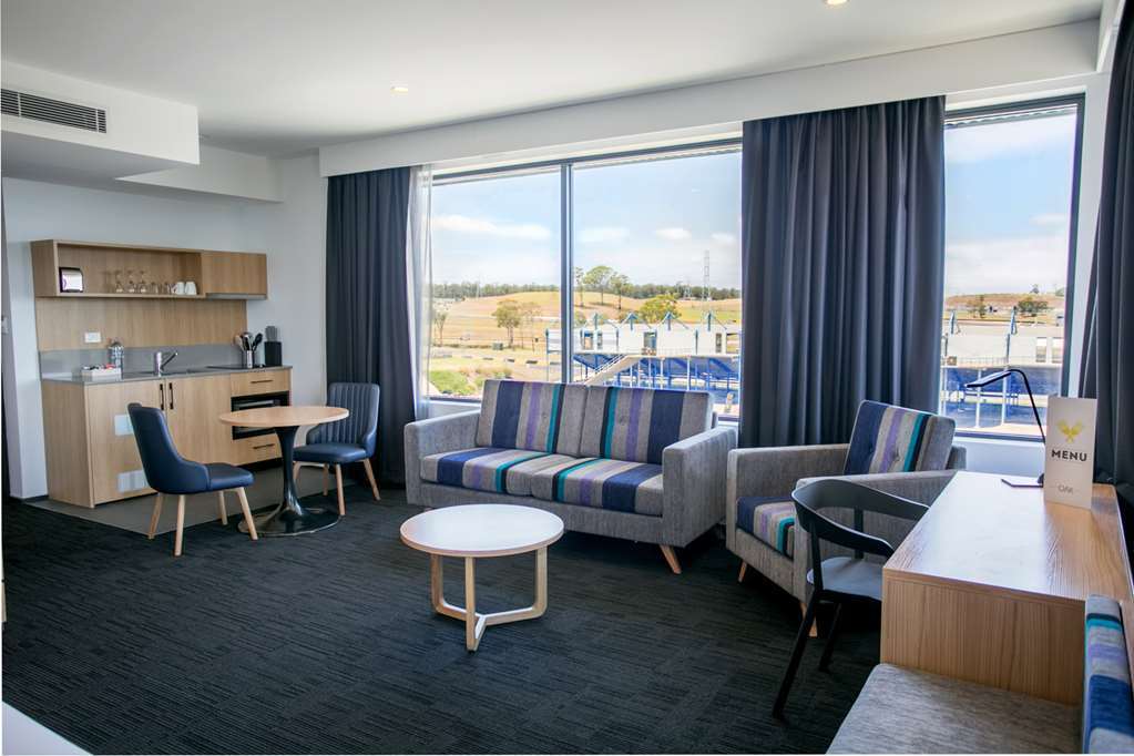 Alpha Hotel Eastern Creek Zimmer foto